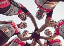 ایرانیان کانادا و ضعف در فعالیت‌های خیریه و عام‌المنفعه