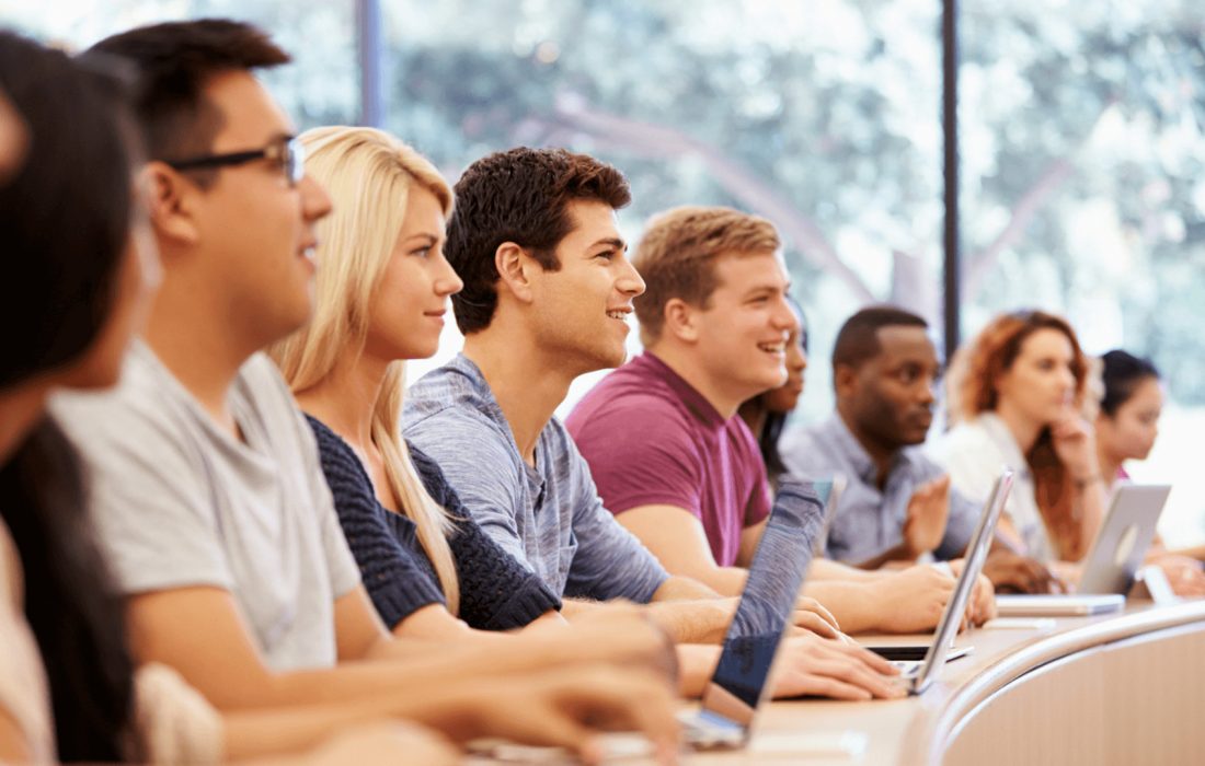 مذاکره با دولت‌های استانی برای ایجاد محدودیت در پذیرش دانشجویان بین المللی