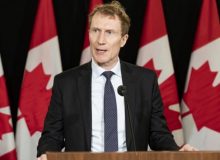 کاهش جمعیت مقیمان موقت کانادا طی سه سال آینده 